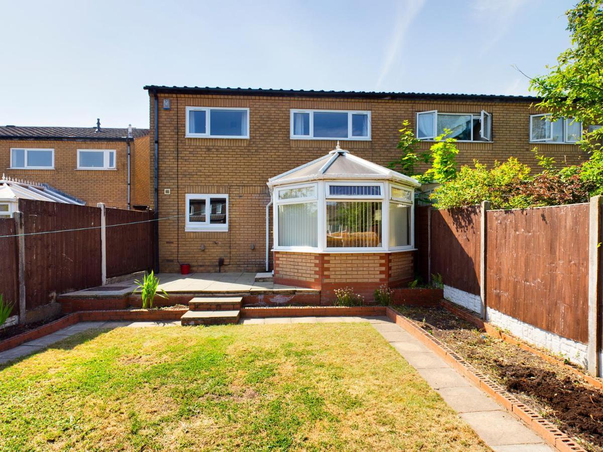 247 Serviced Accommodation In Telford- 3Br House 外观 照片